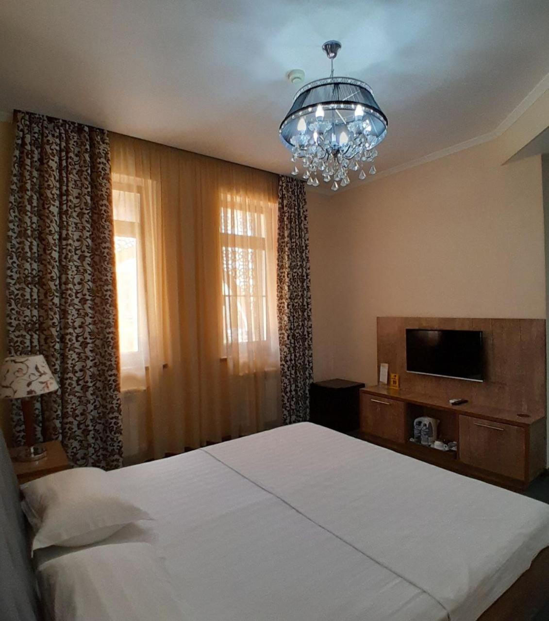 Hotel Bek Samarkand Eksteriør billede