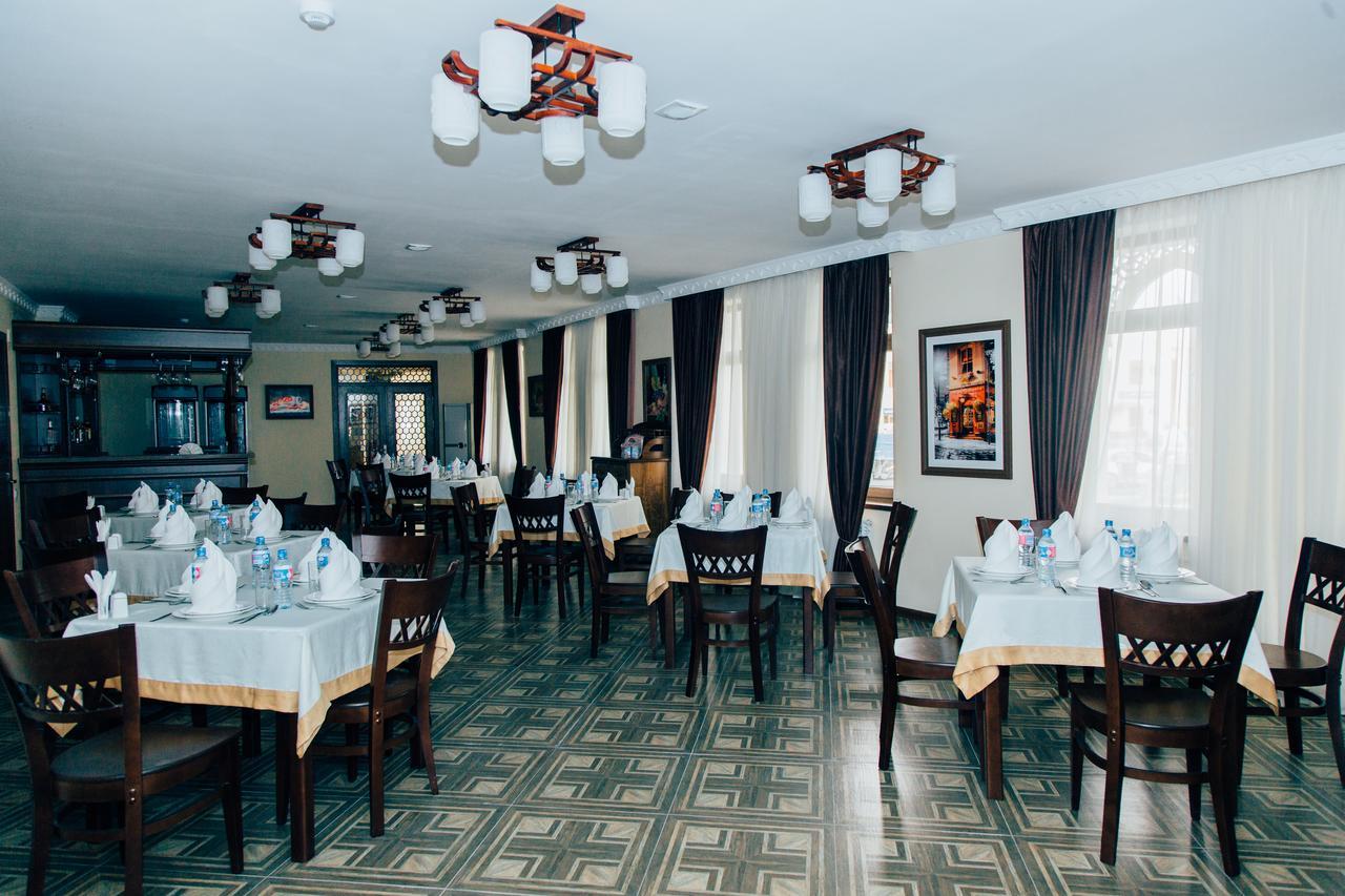 Hotel Bek Samarkand Eksteriør billede
